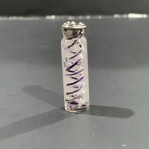 Resident Evil 2 - G-VIRUS Vial - Golgotha Virus - 1.25inches - Picture 3 of 7